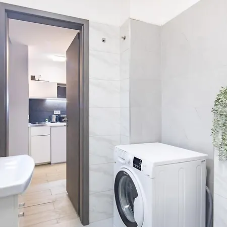 Apartment For Solo Traveller *