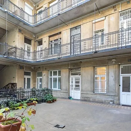 For Solo Traveller Appartement *
